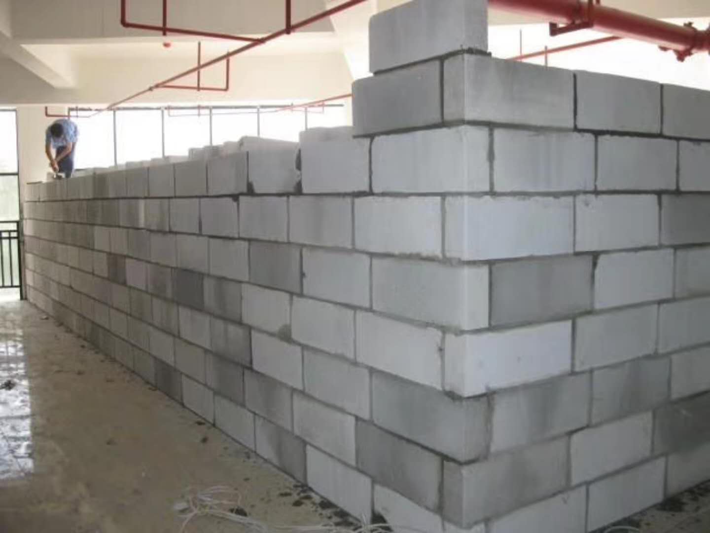 盖州蒸压加气混凝土砌块承重墙静力和抗震性能的研究